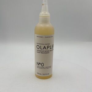 OLAPLEX No.0 Hair Treatment in White and Cream